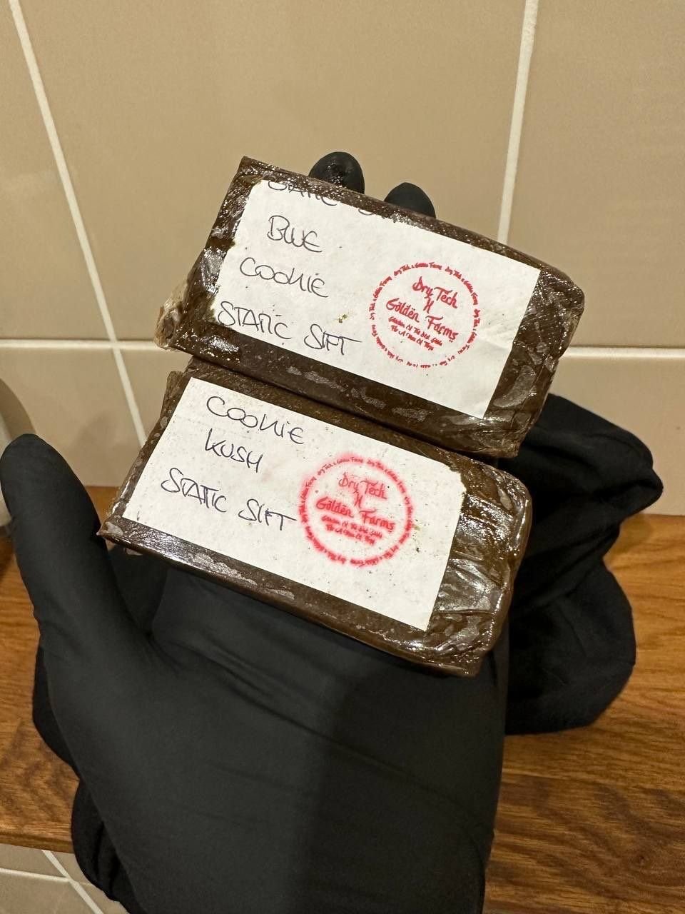 cm6di0umj000a03juct4capvx Drytech x golden farms hash